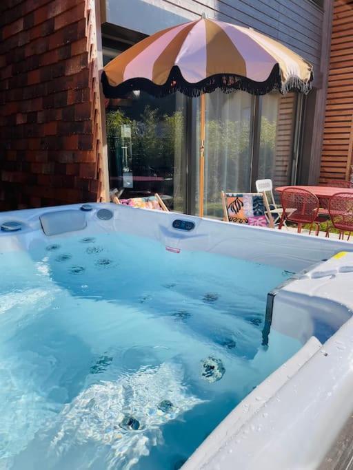 La Regate Avec Jaccuzi A 50 M Du Centre Historique Apartman Sarlat-la-Canéda Kültér fotó